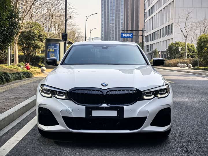 Фото 2 - BMW 3 Series