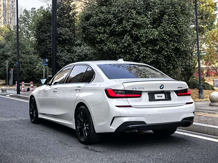 Фото 4 - BMW 3 Series