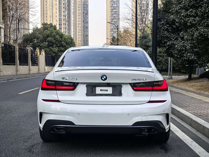 Фото 5 - BMW 3 Series