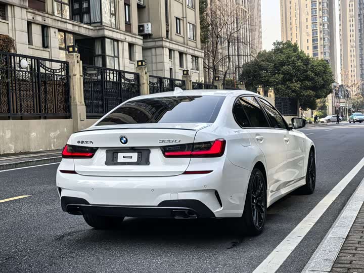 Фото 6 - BMW 3 Series