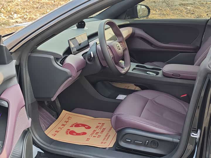 Фото 8 - Nio ET5T