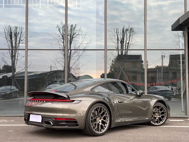 Фото 5 - Porsche 911