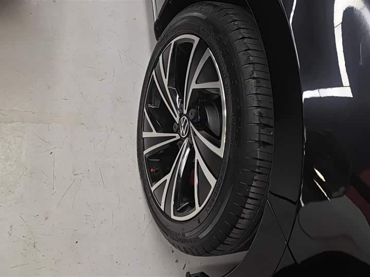 Фото 6 - Volkswagen Magotan