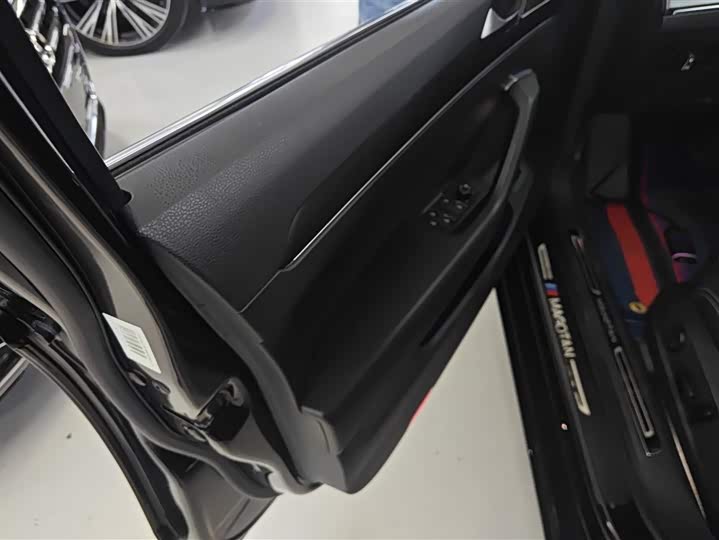 Фото 7 - Volkswagen Magotan