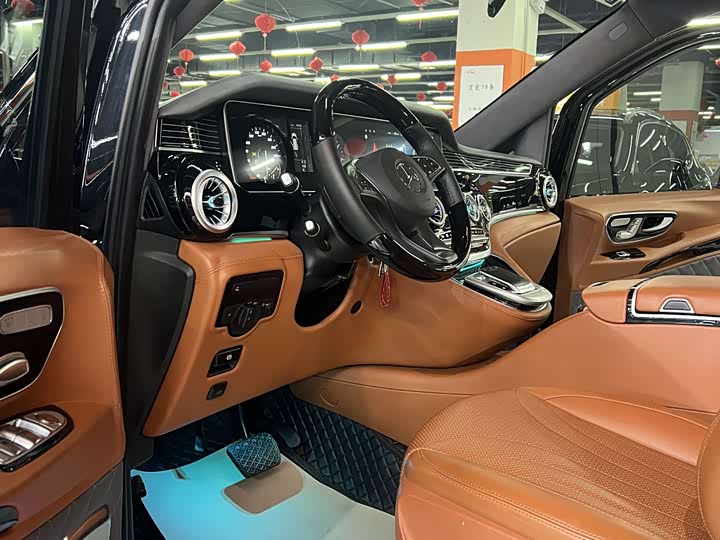 Фото 8 - Mercedes-Benz Vito