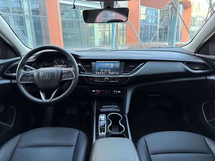 Фото 9 - Buick Regal