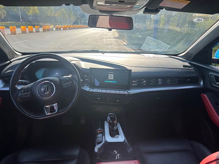 Фото 7 - MG Motor 5