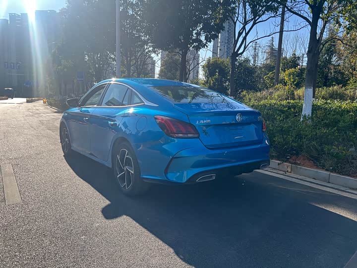 Фото 9 - MG Motor 5