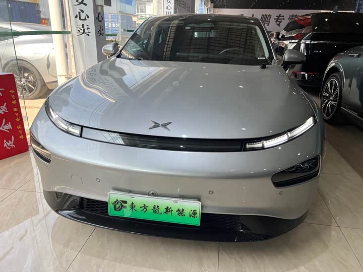 Фото 2 - XPeng P7