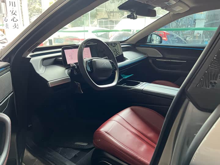 Фото 4 - XPeng P7