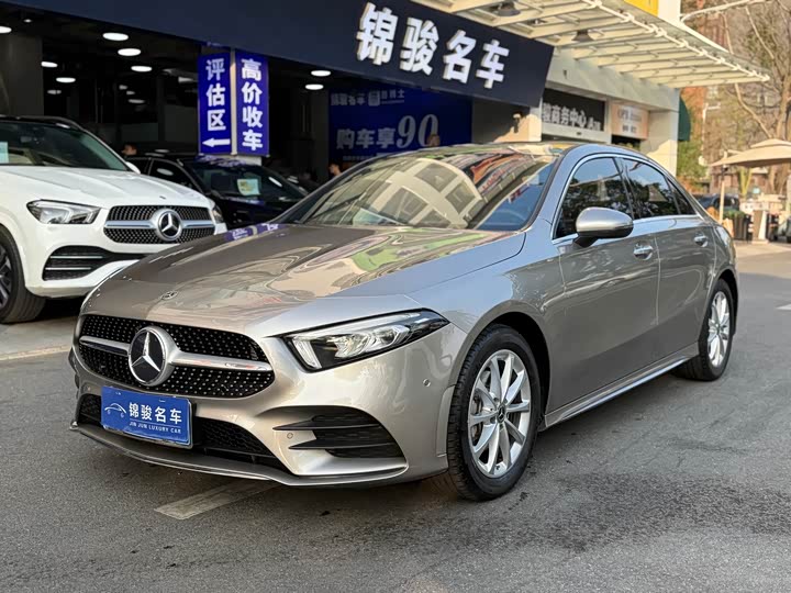 Фото 1 - Mercedes-Benz A-Class