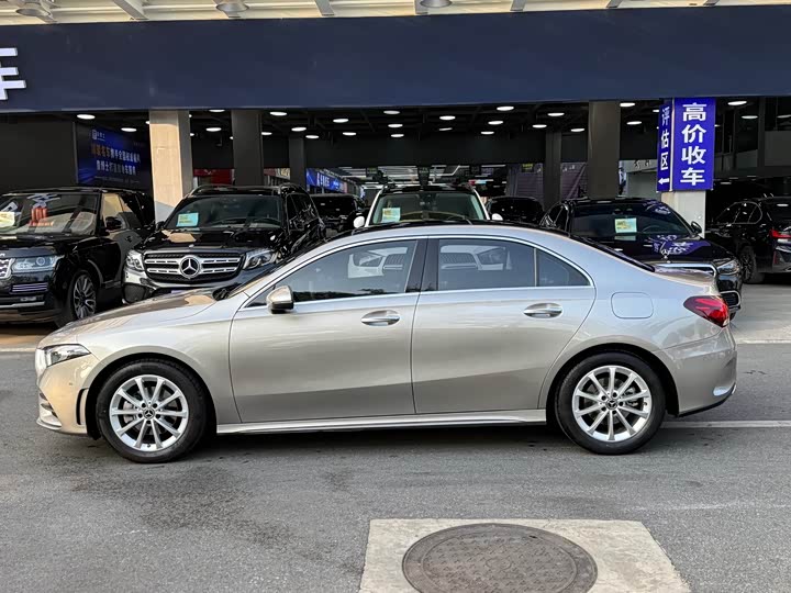 Фото 4 - Mercedes-Benz A-Class