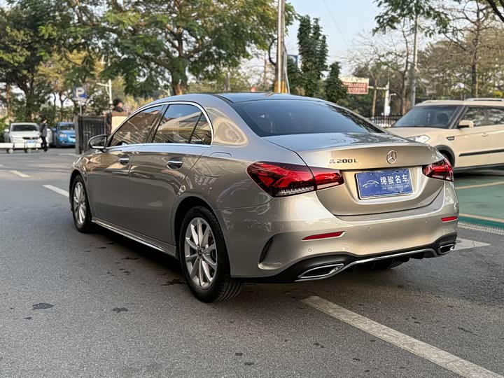 Фото 7 - Mercedes-Benz A-Class