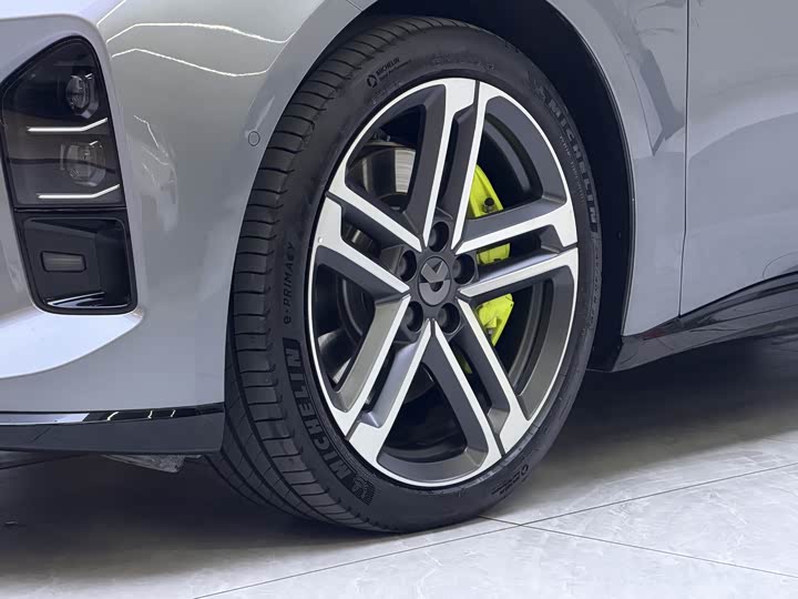 Фото 4 - Nio ET5T