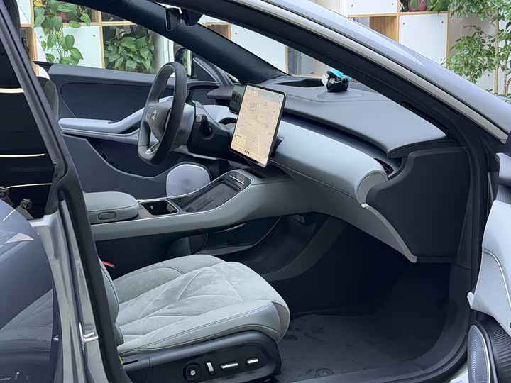 Фото 5 - Nio ET5T