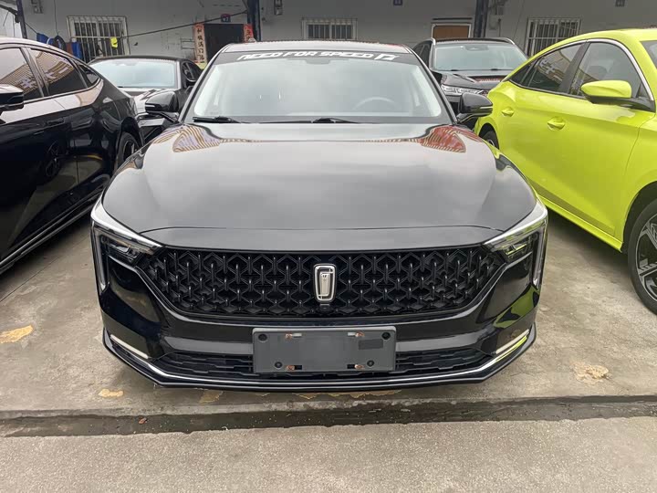 Фото 1 - Bestune B70