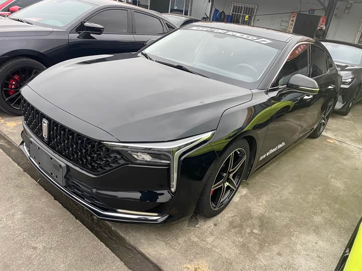 Фото 3 - Bestune B70