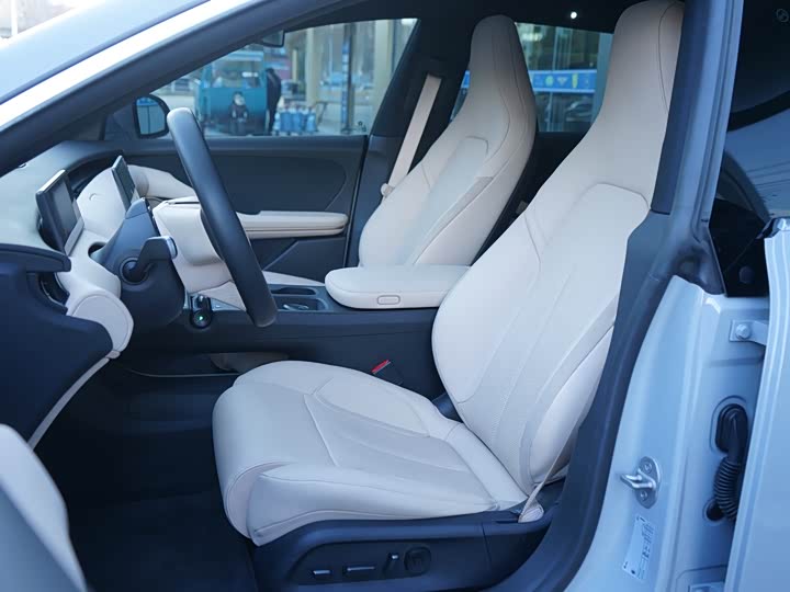 Фото 9 - Nio ET5T