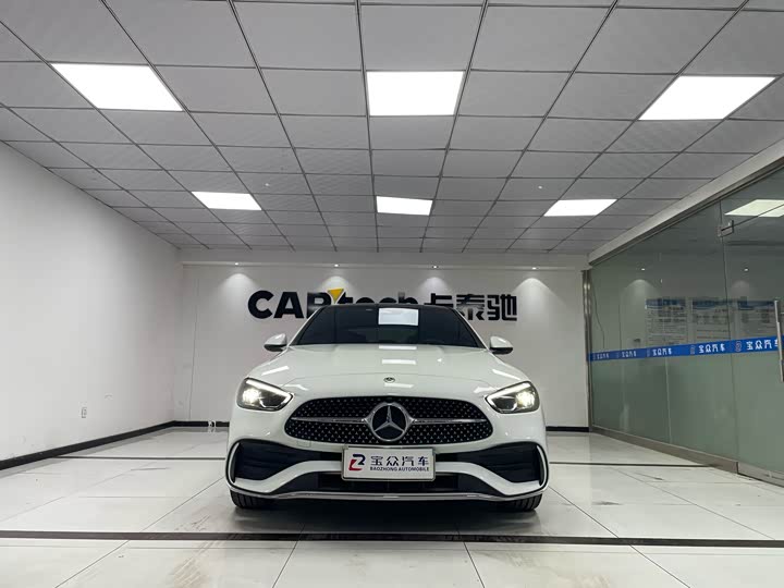 Фото 2 - Mercedes-Benz C-Class