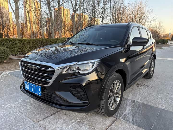 Фото 1 - Jetour X70