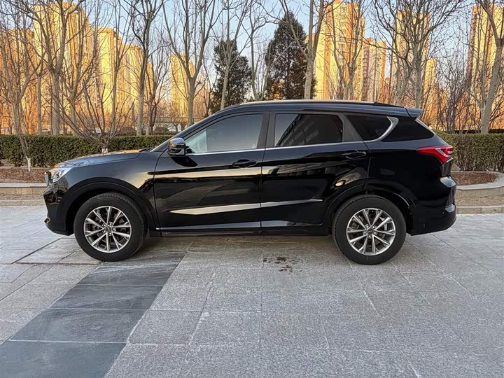 Фото 4 - Jetour X70