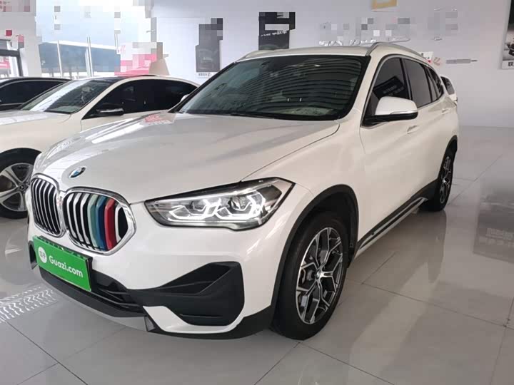 Фото 2 - BMW X1