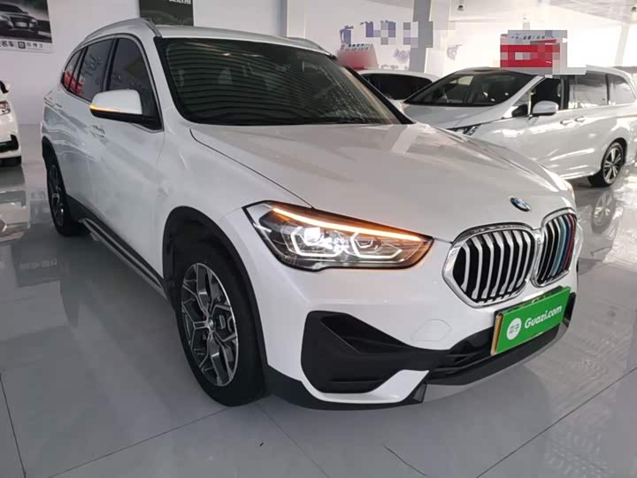 Фото 4 - BMW X1