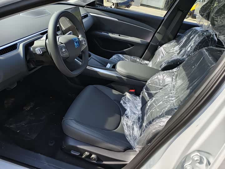 Фото 5 - XPeng Mona M03