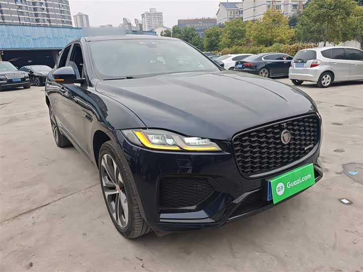 Фото 4 - Jaguar F-Pace