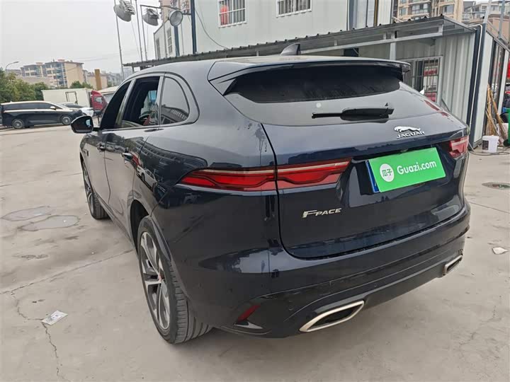 Фото 5 - Jaguar F-Pace