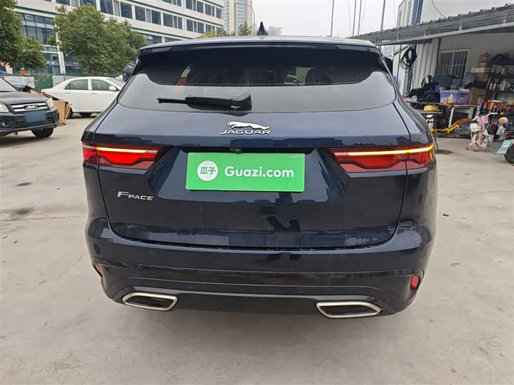 Фото 6 - Jaguar F-Pace