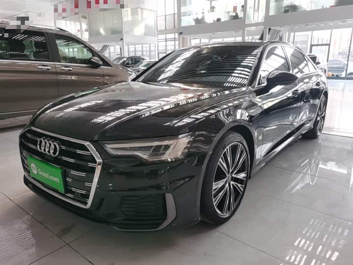 Фото 1 - Audi A6L