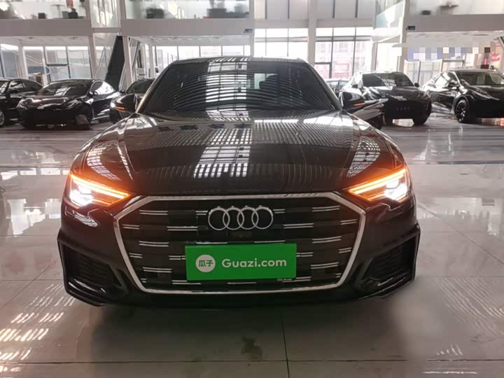 Фото 3 - Audi A6L