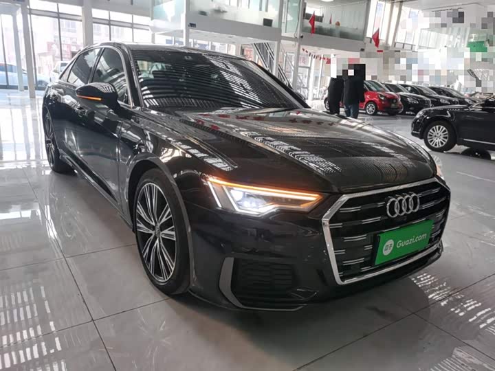 Фото 4 - Audi A6L