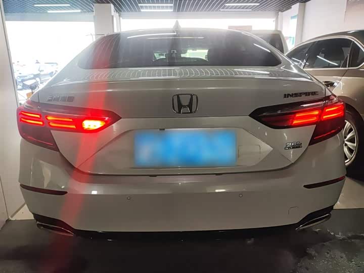 Фото 6 - Honda Inspire