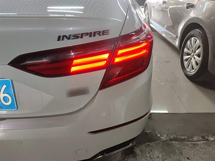 Фото 8 - Honda Inspire