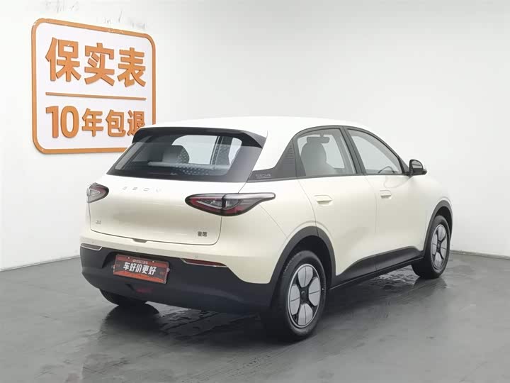 Фото 2 - Geely Galaxy Geome