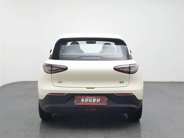 Фото 4 - Geely Galaxy Geome