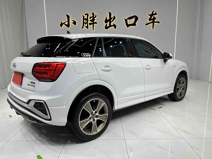 Фото 6 - Audi Q2L