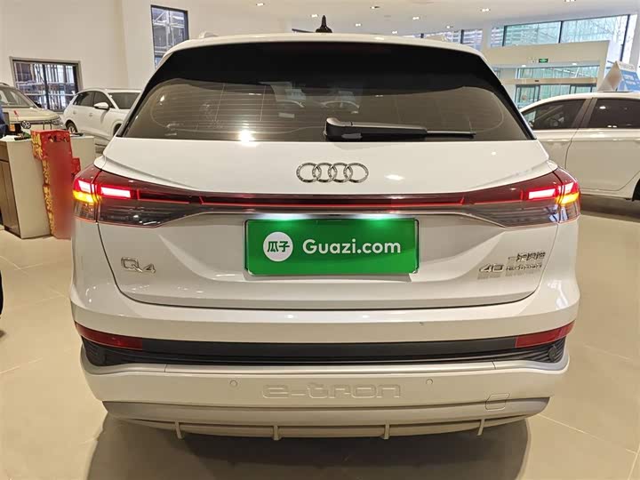 Фото 6 - Audi Q4 e-tron