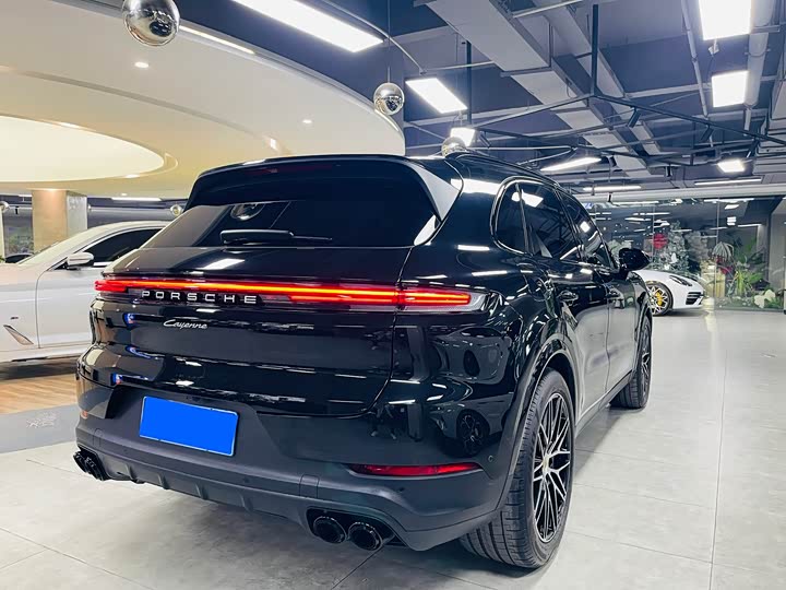 Фото 4 - Porsche Cayenne