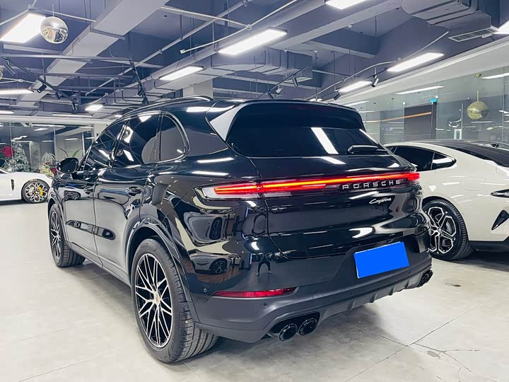 Фото 5 - Porsche Cayenne