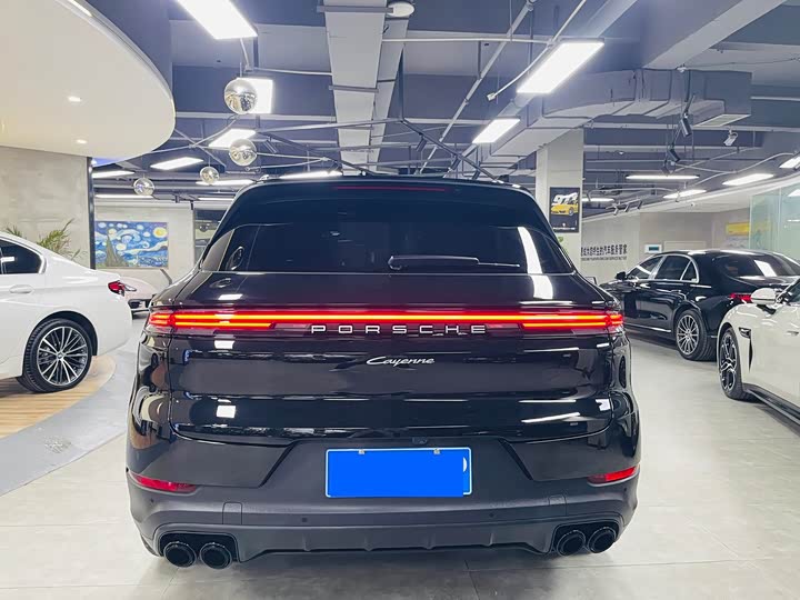 Фото 6 - Porsche Cayenne