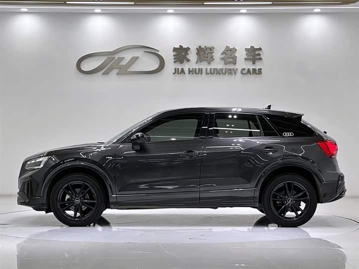 Фото 4 - Audi Q2L