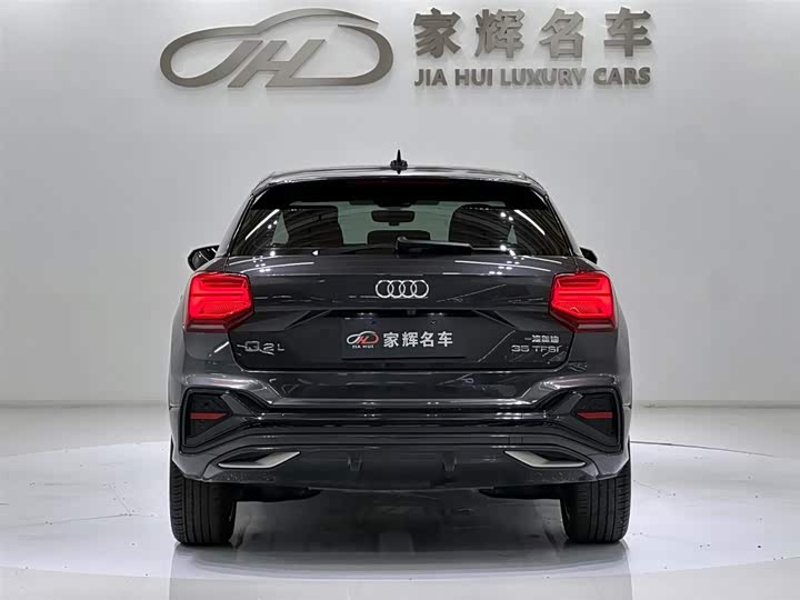 Фото 6 - Audi Q2L