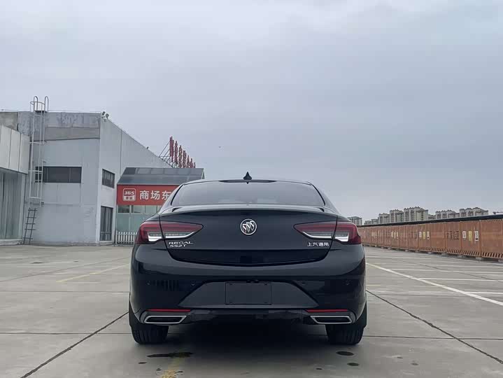 Фото 8 - Buick Regal