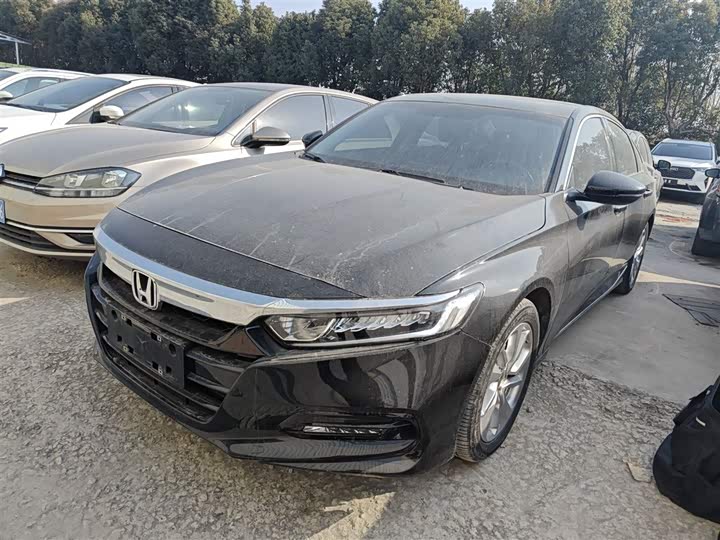 Фото 2 - Honda Accord