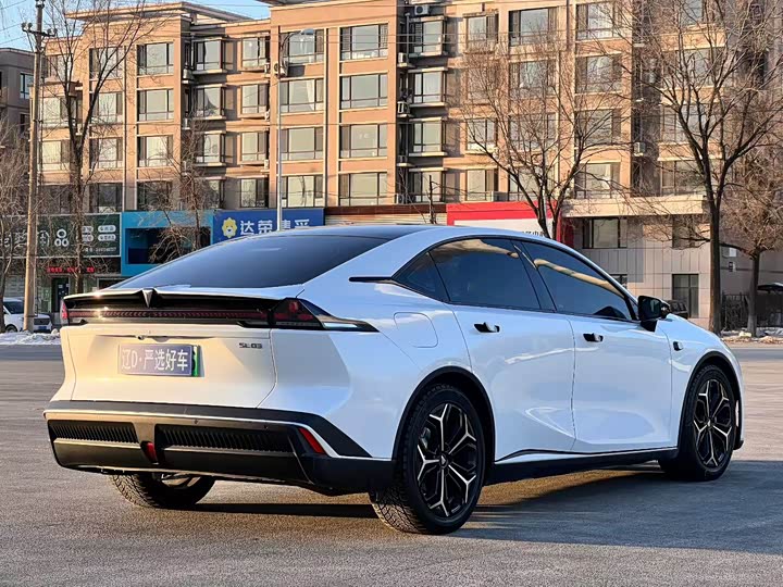 Фото 4 - Changan Deepal SL03