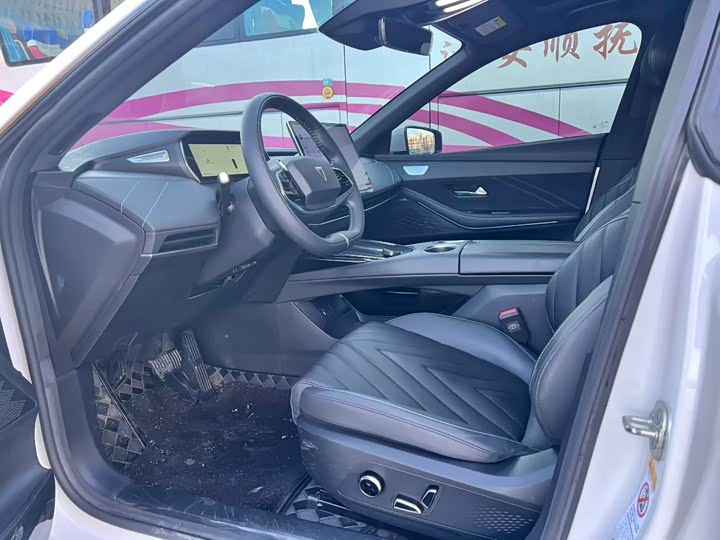 Фото 7 - Changan Deepal SL03