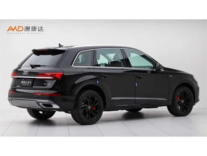 Фото 3 - Audi Q7